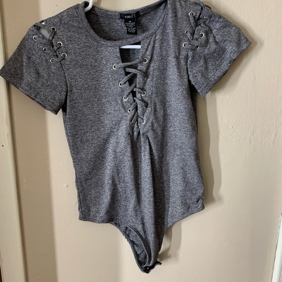 Clothes - Picture 8 of 8